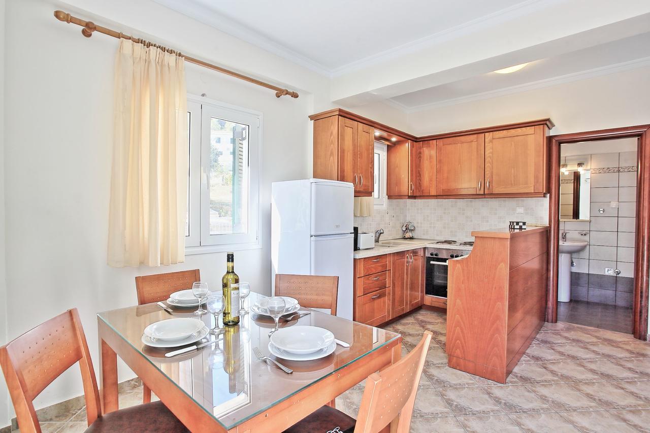 Katerina House Apartment Калами Екстериор снимка