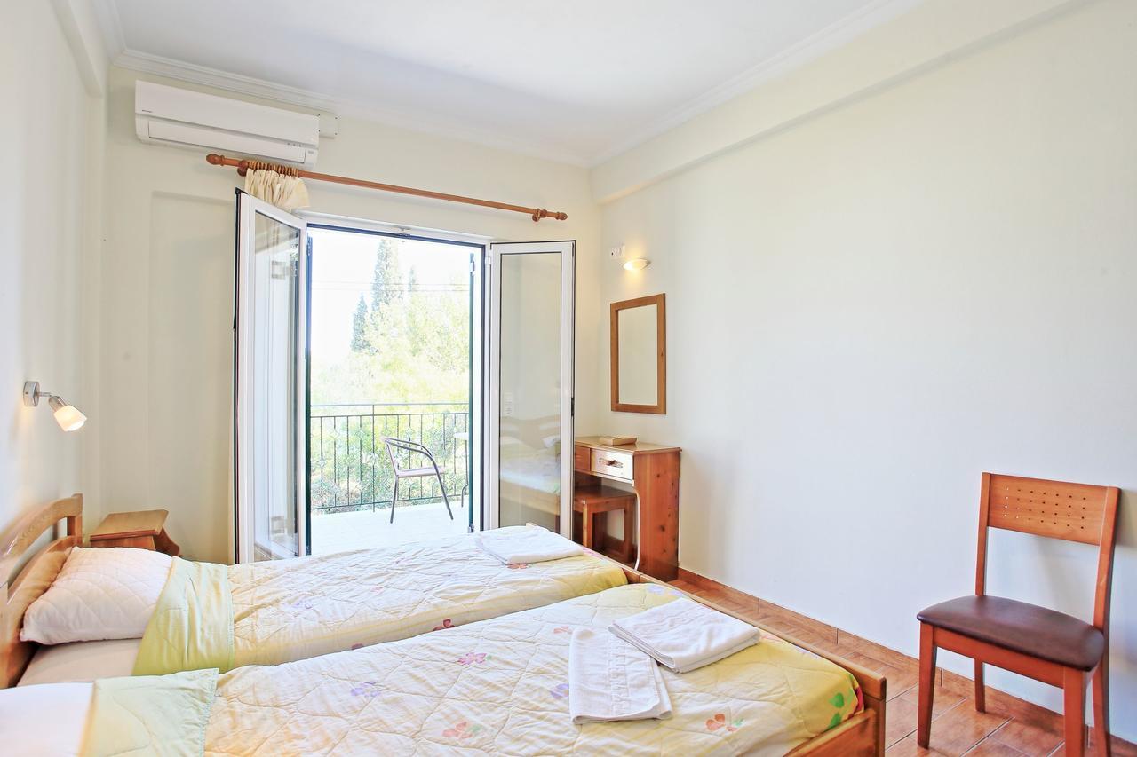 Katerina House Apartment Калами Екстериор снимка